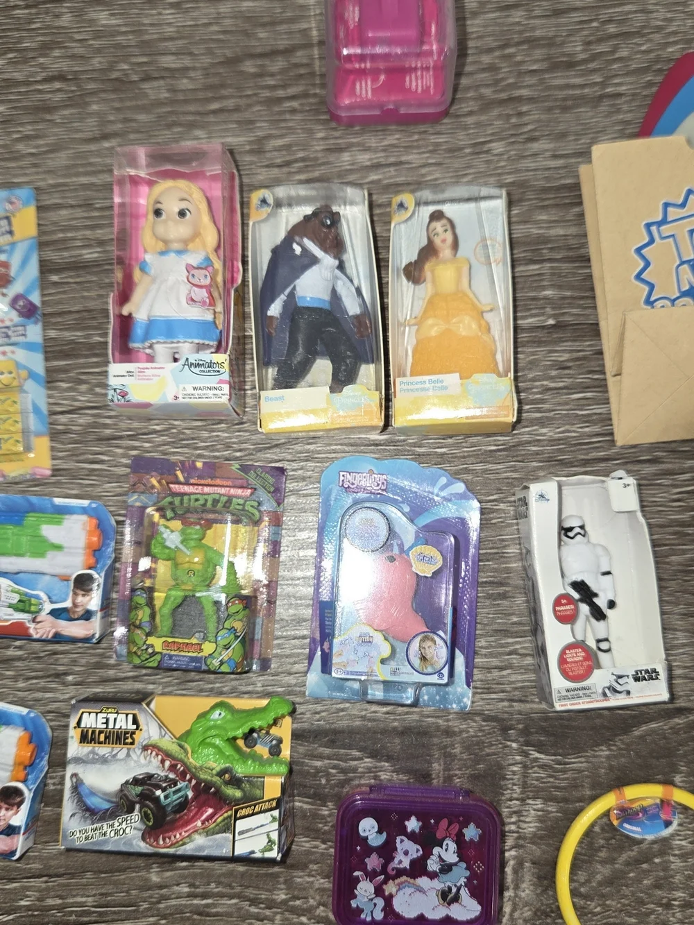 Lot of 16 Mini Brands Toys Great For Barbie Dolls Shimmer Shine Disney PLEASE RE